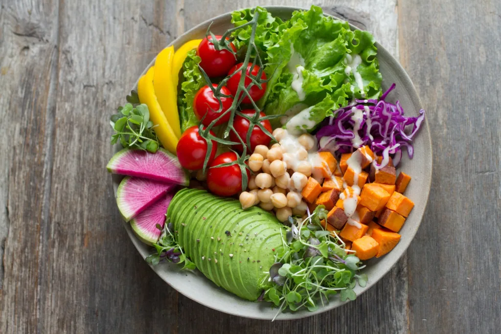 mejores libros de cocina para veganos - ensalada vegana